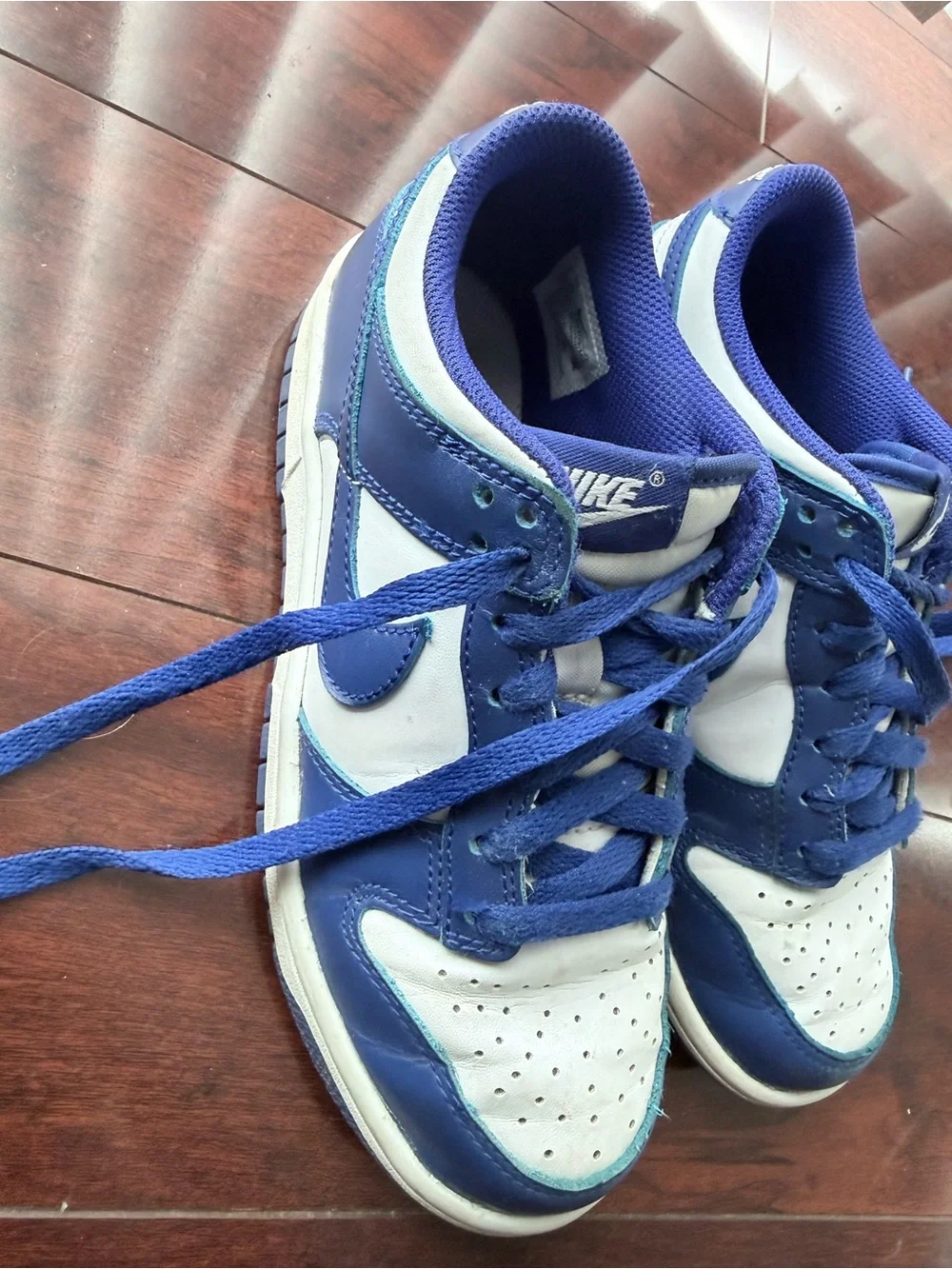 Nike 4Y dunks- Royal blue